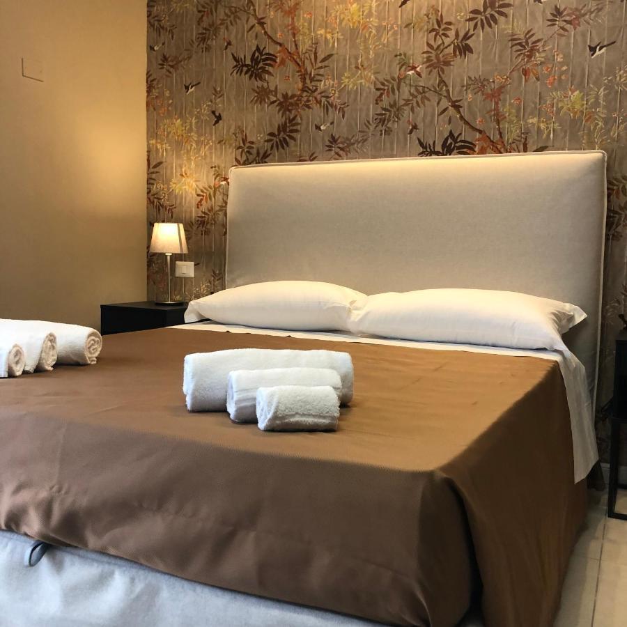 Dante 11 Guesthouse By Apulia Accommodation 바리 외부 사진