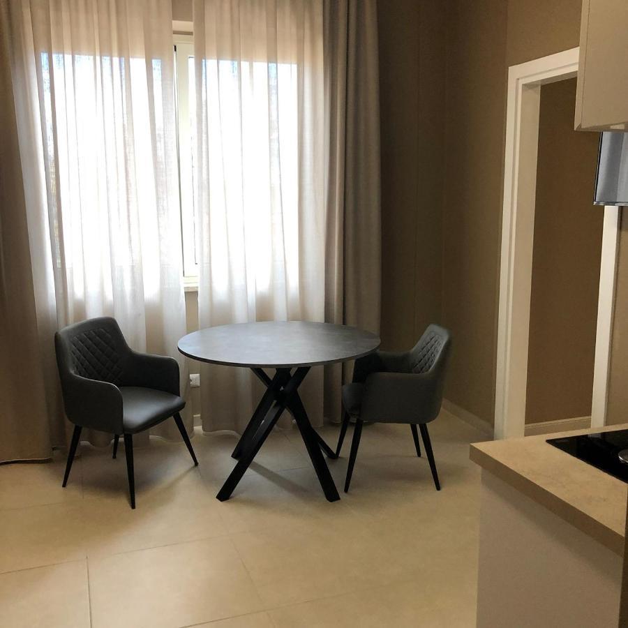 Dante 11 Guesthouse By Apulia Accommodation 바리 외부 사진