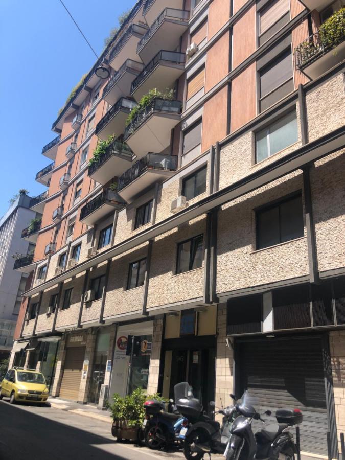 Dante 11 Guesthouse By Apulia Accommodation 바리 외부 사진